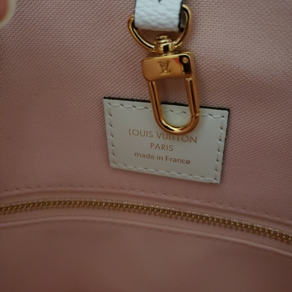 Louis Vuitton OnTheGo Giant Monogram - Picture 6 of 8
